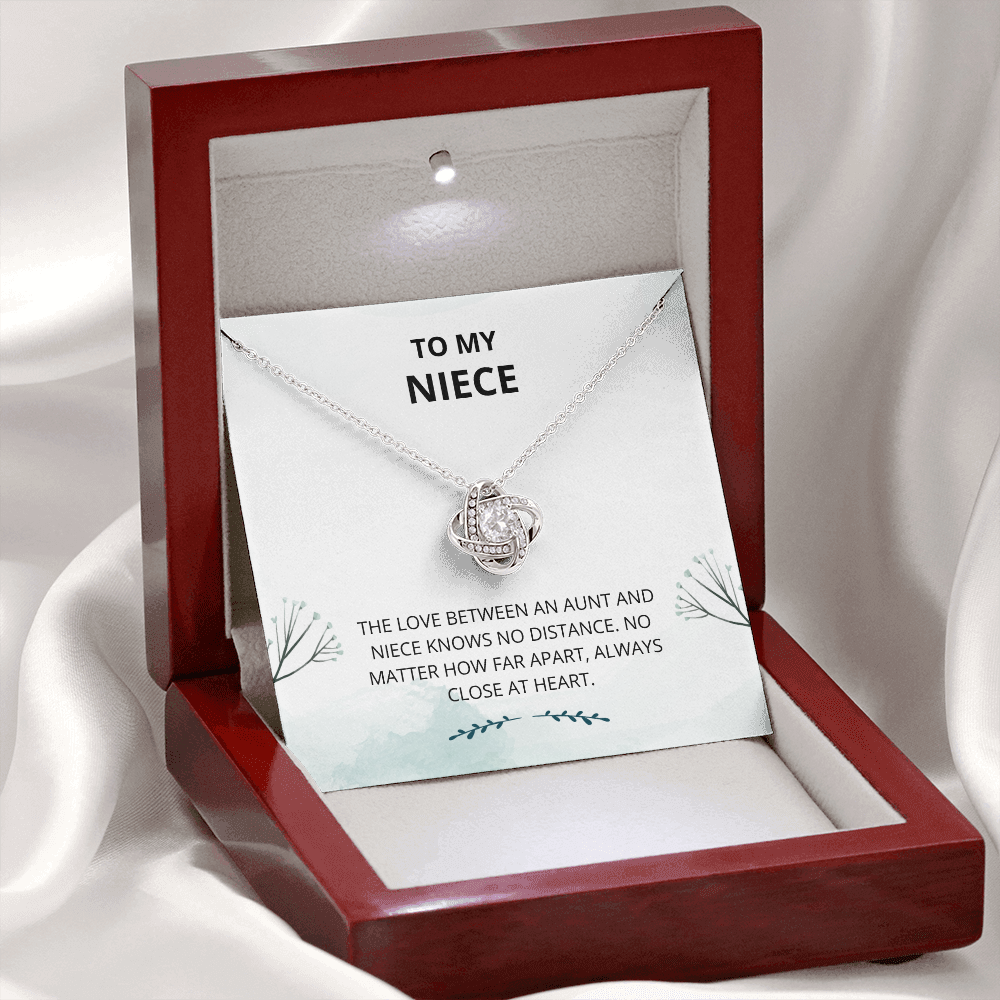 Niece - Always Close at Heart - Love Knot Necklace
